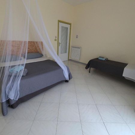 Sea View Apartment เนเปิลส์ ภายนอก รูปภาพ