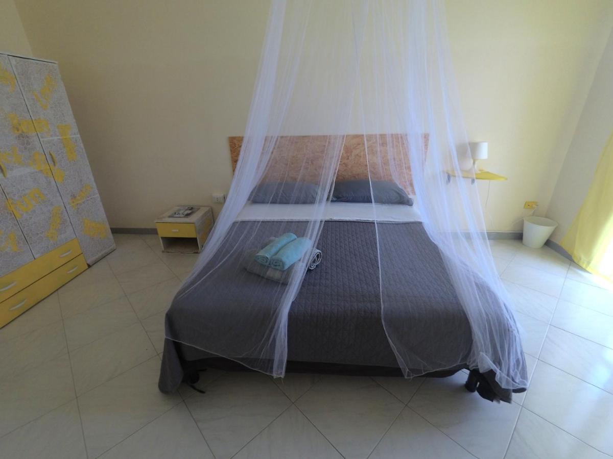 Sea View Apartment เนเปิลส์ ภายนอก รูปภาพ