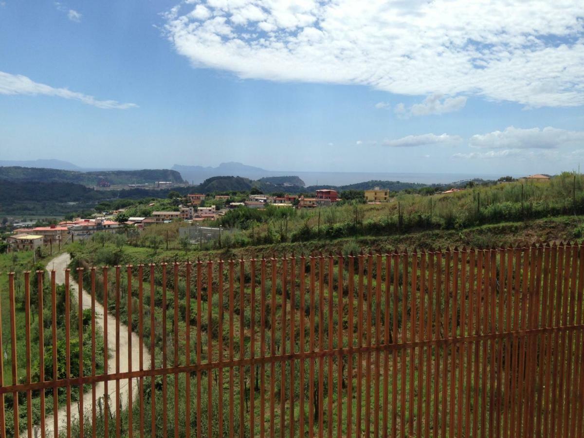 Sea View Apartment เนเปิลส์ ภายนอก รูปภาพ