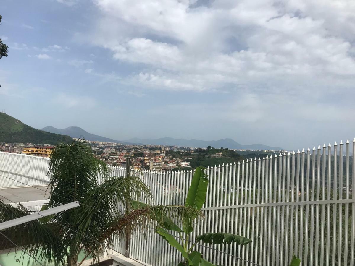 Sea View Apartment เนเปิลส์ ภายนอก รูปภาพ