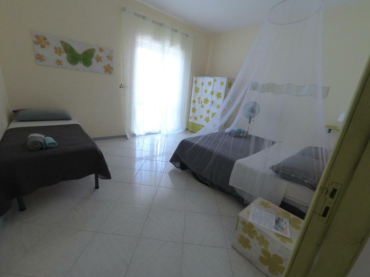 Sea View Apartment เนเปิลส์ ภายนอก รูปภาพ